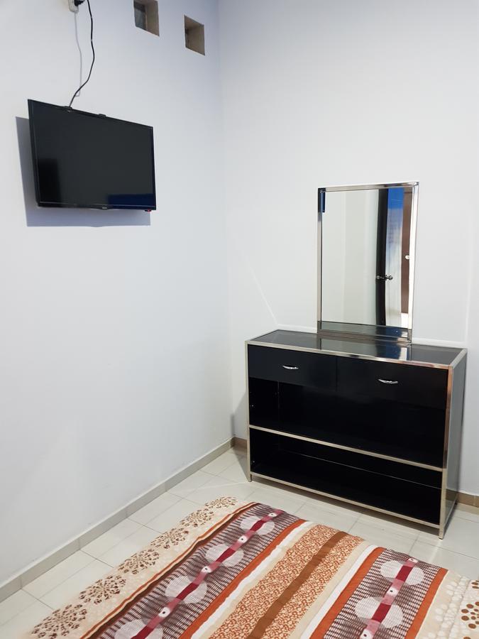 Hotel Reginna อากวสคาเลียนเทส ภายนอก รูปภาพ